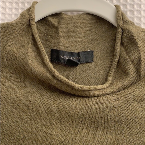 Olive Green Sleeveless Top with High Collar - Picture 2 of 4